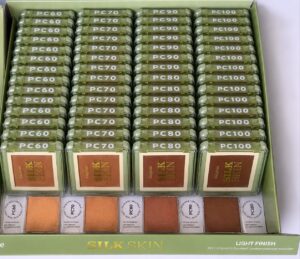 PÒ compacto Silk skin